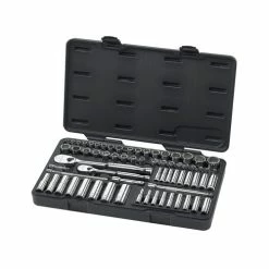 Gearwrench Tools GearWrench 68 Piece 1/4 3/8" Drive 6 & 12 Point Standard & Deep SAE Metric Socket Set 83000