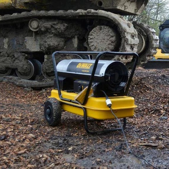 DeWalt Power Tools DeWalt 135,000 BTU/HR Forced Air Kerosene Heater DXH135HD 4 DeWalt Power Tools DeWalt 135,000 BTU/HR Forced Air Kerosene Heater DXH135HD - Image 4