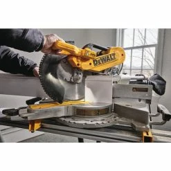 DeWalt Power Tools DeWalt 12" Double Bevel Sliding Compound Miter Saw DWS780 -Electrical Tools Store miter3